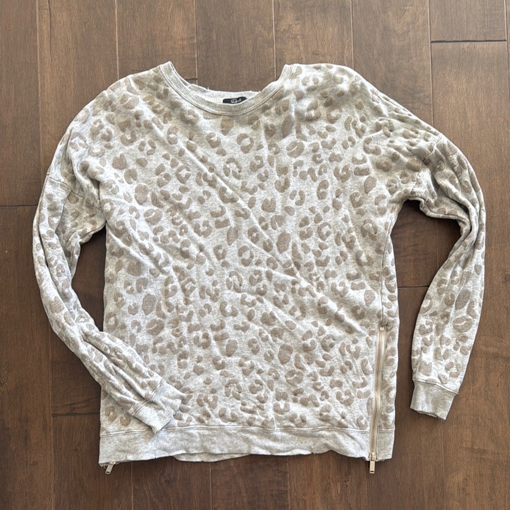 Rails gray Leopard Print Sweatshirt with zipper